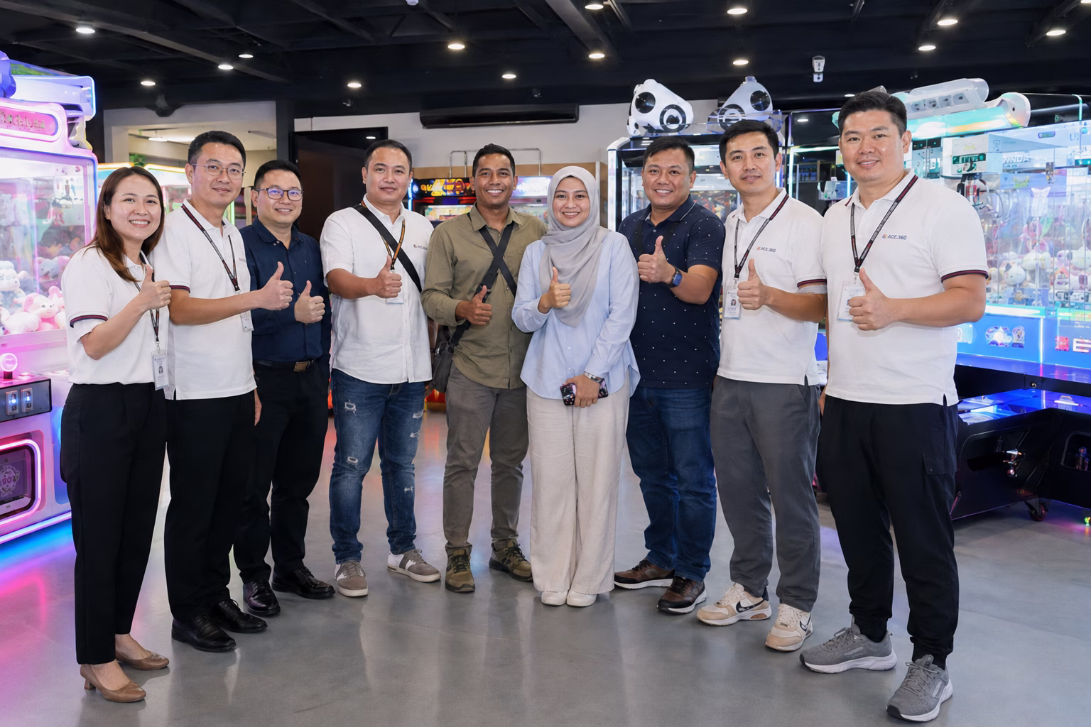 Malaysia buyers at Leyou showroom